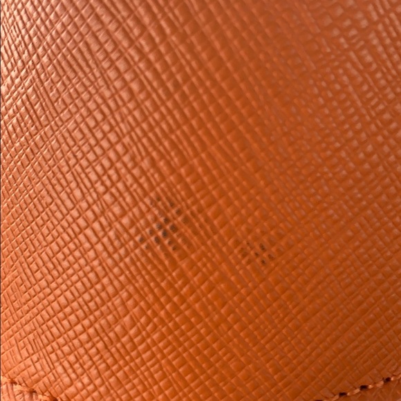 SOLD Tory Burch sunglasses case - Picture 7 of 7